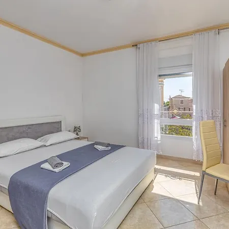 On Liberty Square Guest house Porec