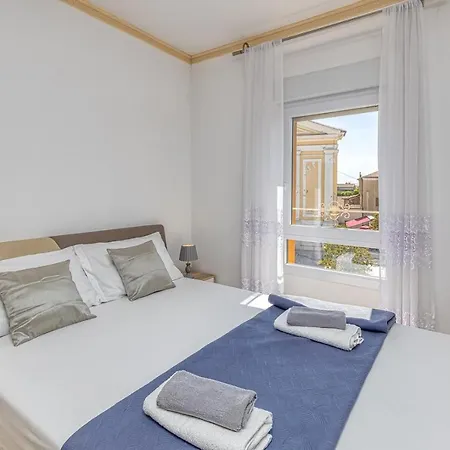 On Liberty Square 3*