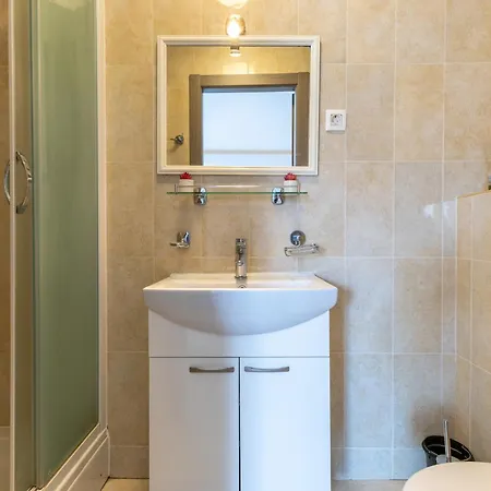 On Liberty Square Casa de hóspedes 3*