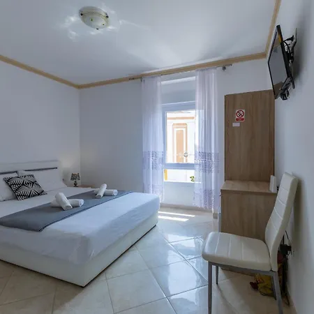 On Liberty Square Gæstehus Poreč