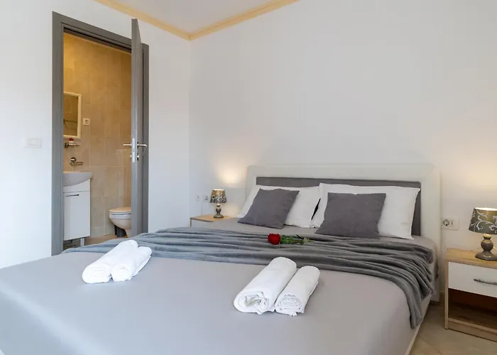 On Liberty Square 3* Porec